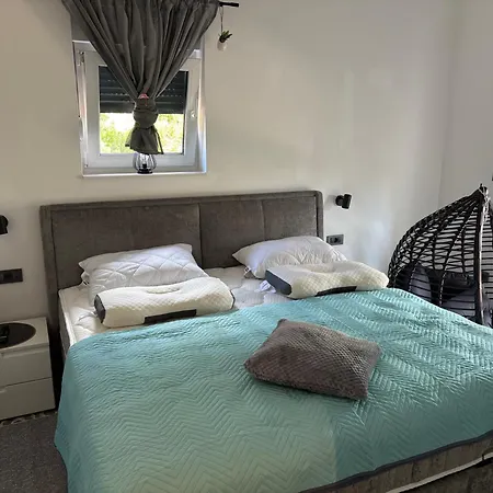 Pod Vrsak Apartment *